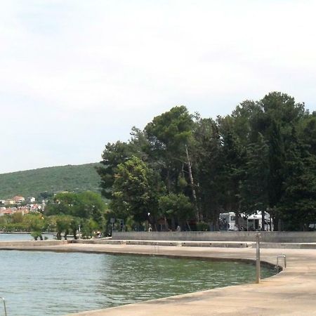 2-Bedroom Apartment 300M From Beach In Punat Extérieur photo